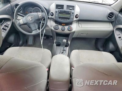 Zdjęcie 8 z 14 samochodu: 2010 TOYOTA RAV4 BASE VIN:JTMZF4DV5AD024369 - miniatura