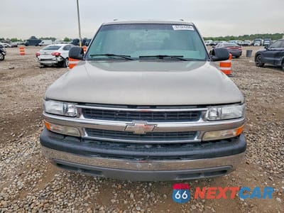 Piąte zdjęcie samochodu w środku: 2001 CHEVROLET TAHOE C1500 VIN:1GNEC13T41J153816 - miniatura