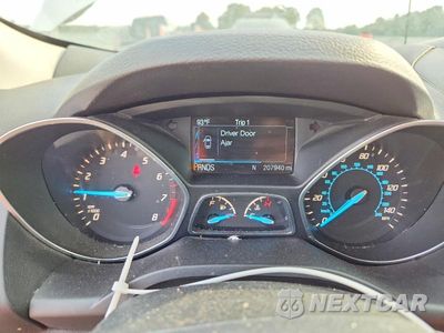 Zdjęcie 9 z 13 samochodu: 2016 FORD ESCAPE TITANIUM VIN:1FMCU0J96GUB30667 - miniatura