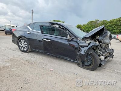 Czwarte zdjęcie samochodu z boku: 2020 NISSAN ALTIMA S VIN:1N4BL4BV1LC254017 - miniatura