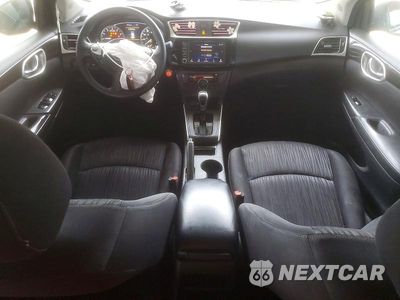 Zdjęcie 8 z 12 samochodu: 2019 NISSAN SENTRA SV VIN:3N1AB7AP0KL612419 - miniatura