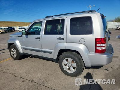Drugie zdjęcie samochodu z przodu: 2010 JEEP LIBERTY SPORT VIN:1J4PN2GK9AW113117 - miniatura