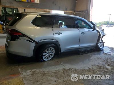Trzecie zdjęcie samochodu z tyłu: 2025 TOYOTA GRAND HIGHLANDER XLE VIN:5TDAAAB59SS082861 - miniatura