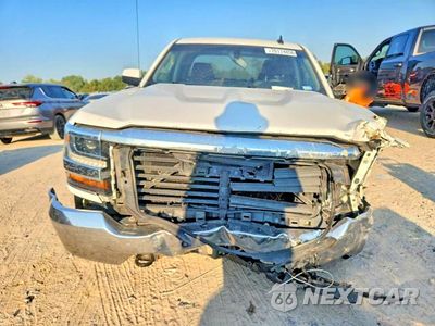 Piąte zdjęcie samochodu w środku: 2019 CHEVROLET SILVERADO LD K1500 LT VIN:2GCVKPEC7K1104276 - miniatura