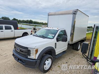 2019 FORD F450 SUPER DUTY 1FDUF4GY4KEE76532 - główne zdjęcie licytacji z USA - miniatura