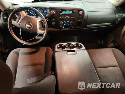 Zdjęcie 8 z 12 samochodu: 2013 CHEVROLET SILVERADO K1500 LT VIN:3GCPKSE7XDG347993 - miniatura
