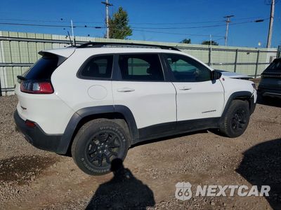 Trzecie zdjęcie samochodu z tyłu: 2022 JEEP CHEROKEE TRAILHAWK VIN:1C4PJMBX0ND511866 - miniatura