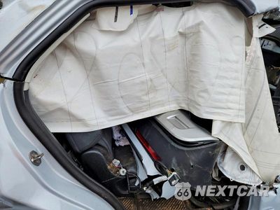 Zdjęcie 10 z 12 samochodu: 2026 FORD EXPLORER ACTIVE VIN:1FMUK8DH7TGA89678 - miniatura