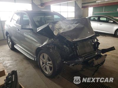 Czwarte zdjęcie samochodu z boku: 2014 MERCEDES-BENZ ML 350 4MATIC VIN:4JGDA5HB9EA342318 - miniatura