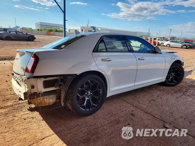 Trzecie zdjęcie samochodu z tyłu: 2019 CHRYSLER 300 S VIN:2C3CCABG0KH516365 - miniatura