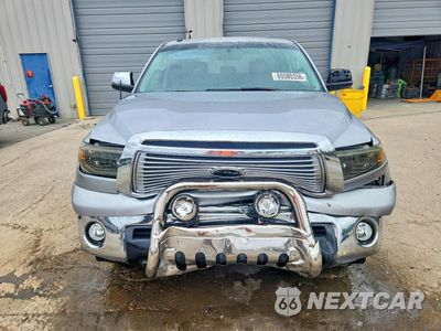Piąte zdjęcie samochodu w środku: 2010 TOYOTA TUNDRA CREWMAX LIMITED VIN:5TFHW5F16AX114303 - miniatura