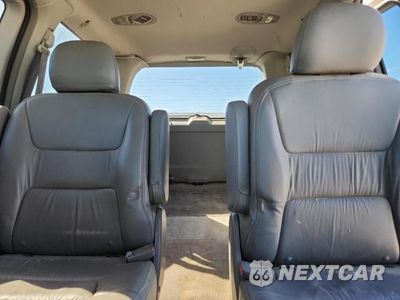 Zdjęcie 10 z 13 samochodu: 2004 HONDA ODYSSEY EXL VIN:5FNRL18744B026694 - miniatura