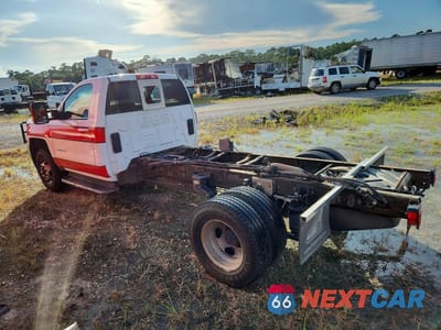 Drugie zdjęcie samochodu z przodu: 2017 CHEVROLET SILVERADO C3500 LT VIN:1GB3CZCG8HF160934 - miniatura