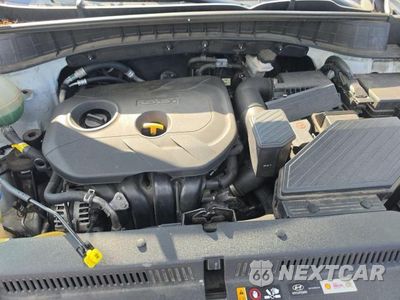 Zdjęcie 7 z 14 samochodu: 2019 HYUNDAI TUCSON SE VIN:KM8J23A45KU844172 - miniatura