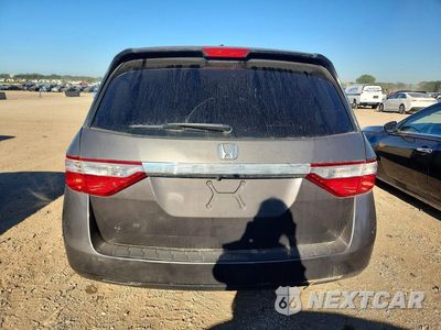 Zdjęcie 6 z 14 samochodu: 2017 HONDA ODYSSEY EXL VIN:5FNRL5H68HB000667 - miniatura