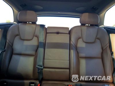 Zdjęcie 10 z 13 samochodu: 2022 VOLVO XC60 B5 INSCRIPTION VIN:YV4L12RL8N1014682 - miniatura