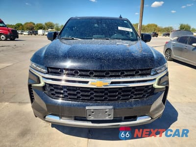 Piąte zdjęcie samochodu w środku: 2021 CHEVROLET SUBURBAN C1500 LS VIN:1GNSCBKD8MR372173 - miniatura