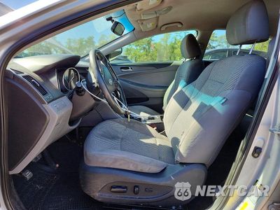 Zdjęcie 7 z 13 samochodu: 2011 HYUNDAI SONATA GLS VIN:5NPEB4AC5BH043285 - miniatura
