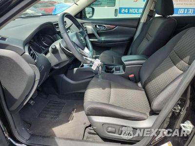 Zdjęcie 7 z 13 samochodu: 2017 NISSAN ROGUE SV VIN:5N1AT2MT0HC895653 - miniatura