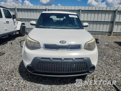 Piąte zdjęcie samochodu w środku: 2015 KIA SOUL BASE VIN:KNDJN2A28F7160838 - miniatura