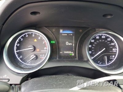 Zdjęcie 9 z 12 samochodu: 2018 TOYOTA CAMRY SE VIN:4T1B11HK9JU612303 - miniatura