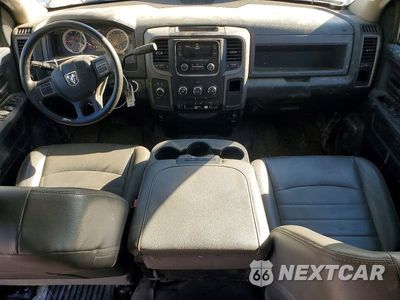 Zdjęcie 8 z 13 samochodu: 2016 RAM 2500 ST VIN:3C6UR5CJ2GG347819 - miniatura