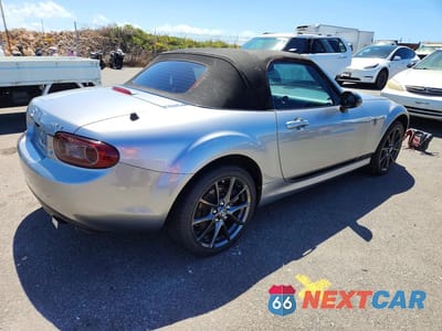 Trzecie zdjęcie samochodu z tyłu: 2013 MAZDA MX-5 MIATA CLUB VIN:JM1NC2LF2D0227009 - miniatura