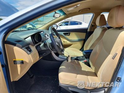 Zdjęcie 7 z 13 samochodu: 2013 HYUNDAI ELANTRA GLS VIN:KMHDH4AE9DU772017 - miniatura