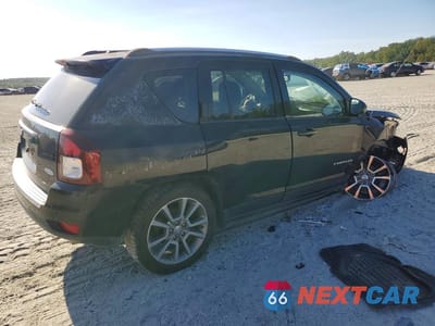 Trzecie zdjęcie samochodu z tyłu: 2016 JEEP COMPASS LATITUDE VIN:1C4NJDEB0GD684118 - miniatura