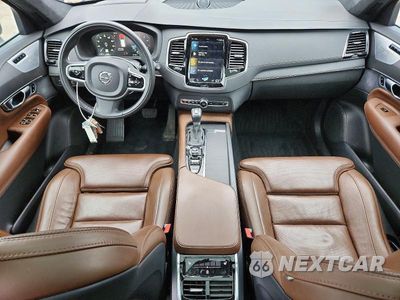 Zdjęcie 8 z 14 samochodu: 2021 VOLVO XC90 T6 INSCRIPTION VIN:YV4A22PL8M1702347 - miniatura