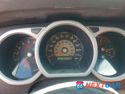 Zdjęcie 9 z 12 samochodu: 2005 TOYOTA 4RUNNER SR5 VIN:JTEZU14R058023499 - miniatura