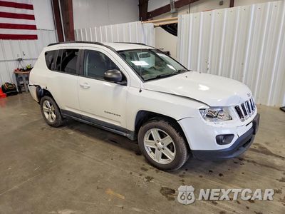 Czwarte zdjęcie samochodu z boku: 2011 JEEP COMPASS SPORT VIN:1J4NF1FB8BD283370 - miniatura