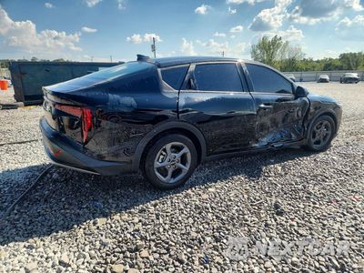 Trzecie zdjęcie samochodu z tyłu: 2025 KIA K4 LXS VIN:3KPFT4DE8SE010963 - miniatura