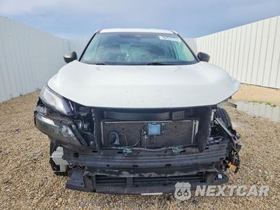 Piąte zdjęcie samochodu w środku: 2022 NISSAN ROGUE S VIN:5N1BT3AA4NC702512 - miniatura