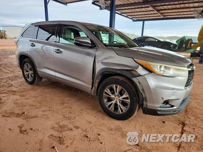 Czwarte zdjęcie samochodu z boku: 2015 TOYOTA HIGHLANDER LE PLUS VIN:5TDZKRFHXFS056844 - miniatura