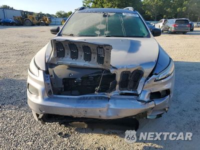 Piąte zdjęcie samochodu w środku: 2016 JEEP CHEROKEE SPORT VIN:1C4PJMAS5GW220907 - miniatura