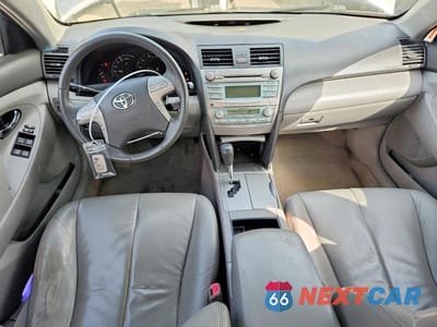 Zdjęcie 8 z 12 samochodu: 2008 TOYOTA CAMRY HYBRID VIN:JTNBB46K283048169 - miniatura