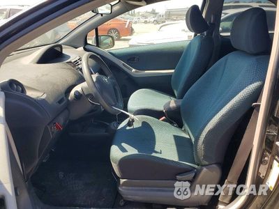 Zdjęcie 7 z 12 samochodu: 2008 TOYOTA YARIS BASE VIN:JTDJT923485213538 - miniatura