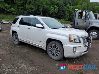 Czwarte zdjęcie samochodu z boku: 2016 GMC TERRAIN DENALI VIN:2GKFLVE31G6168589 - miniatura