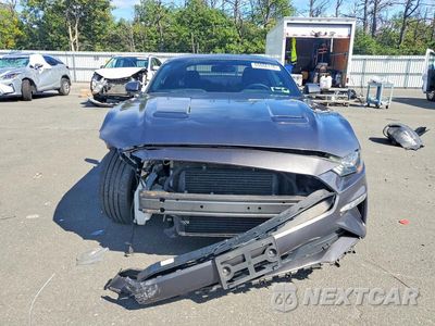 Piąte zdjęcie samochodu w środku: 2018 FORD MUSTANG VIN:1FA6P8TH2J5120172 - miniatura