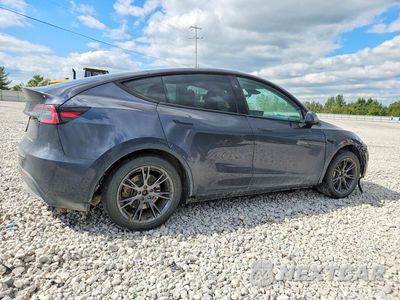 Trzecie zdjęcie samochodu z tyłu: 2024 TESLA MODEL Y VIN:7SAYGDEE7RA336169 - miniatura