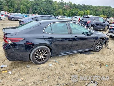 Trzecie zdjęcie samochodu z tyłu: 2021 TOYOTA CAMRY SE VIN:4T1G11AK8MU495706 - miniatura