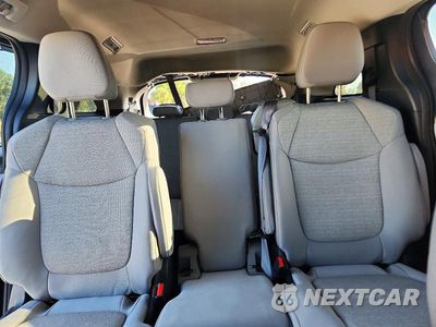 Zdjęcie 10 z 13 samochodu: 2025 TOYOTA SIENNA LE VIN:5TDBRKEC9SS233548 - miniatura