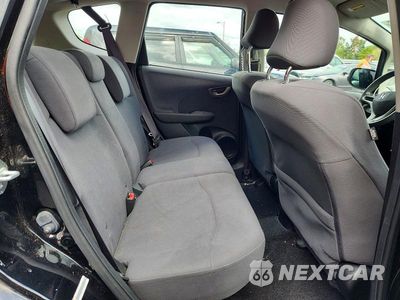 Zdjęcie 10 z 12 samochodu: 2013 HONDA FIT VIN:JHMGE8H39DC080088 - miniatura