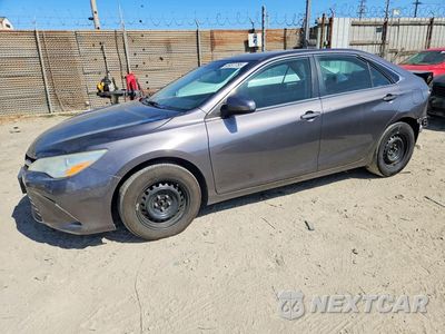 2016 TOYOTA CAMRY LE 4T4BF1FK5GR542575 - główne zdjęcie licytacji z USA - miniatura