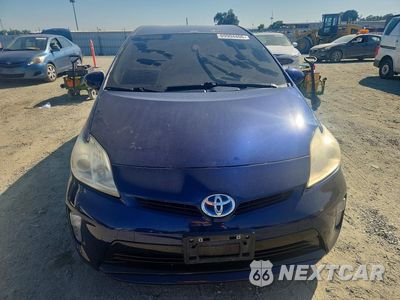 Piąte zdjęcie samochodu w środku: 2014 TOYOTA PRIUS THREE VIN:JTDKN3DU6E1740260 - miniatura