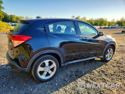 Trzecie zdjęcie samochodu z tyłu: 2017 HONDA HR-V LX VIN:3CZRU6H31HM700738 - miniatura