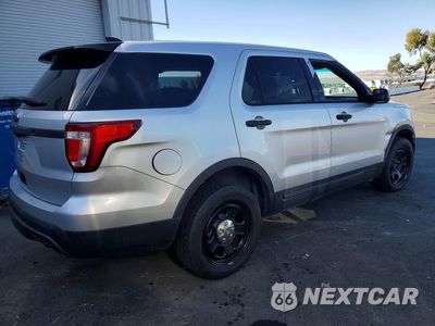 Trzecie zdjęcie samochodu z tyłu: 2017 FORD EXPLORER POLICE INTERCEPTOR VIN:1FM5K8AR9HGB33494 - miniatura