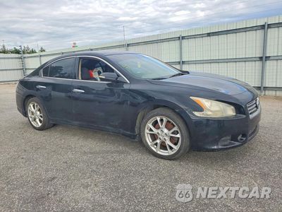 Czwarte zdjęcie samochodu z boku: 2013 NISSAN MAXIMA 3.5 S VIN:1N4AA5AP7DC843309 - miniatura