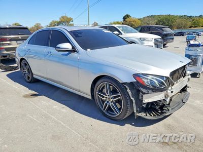 Czwarte zdjęcie samochodu z boku: 2018 MERCEDES-BENZ E 300 VIN:WDDZF4JB6JA329073 - miniatura